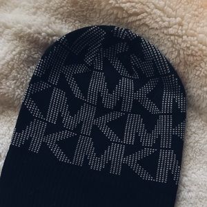 Michael Kors hat